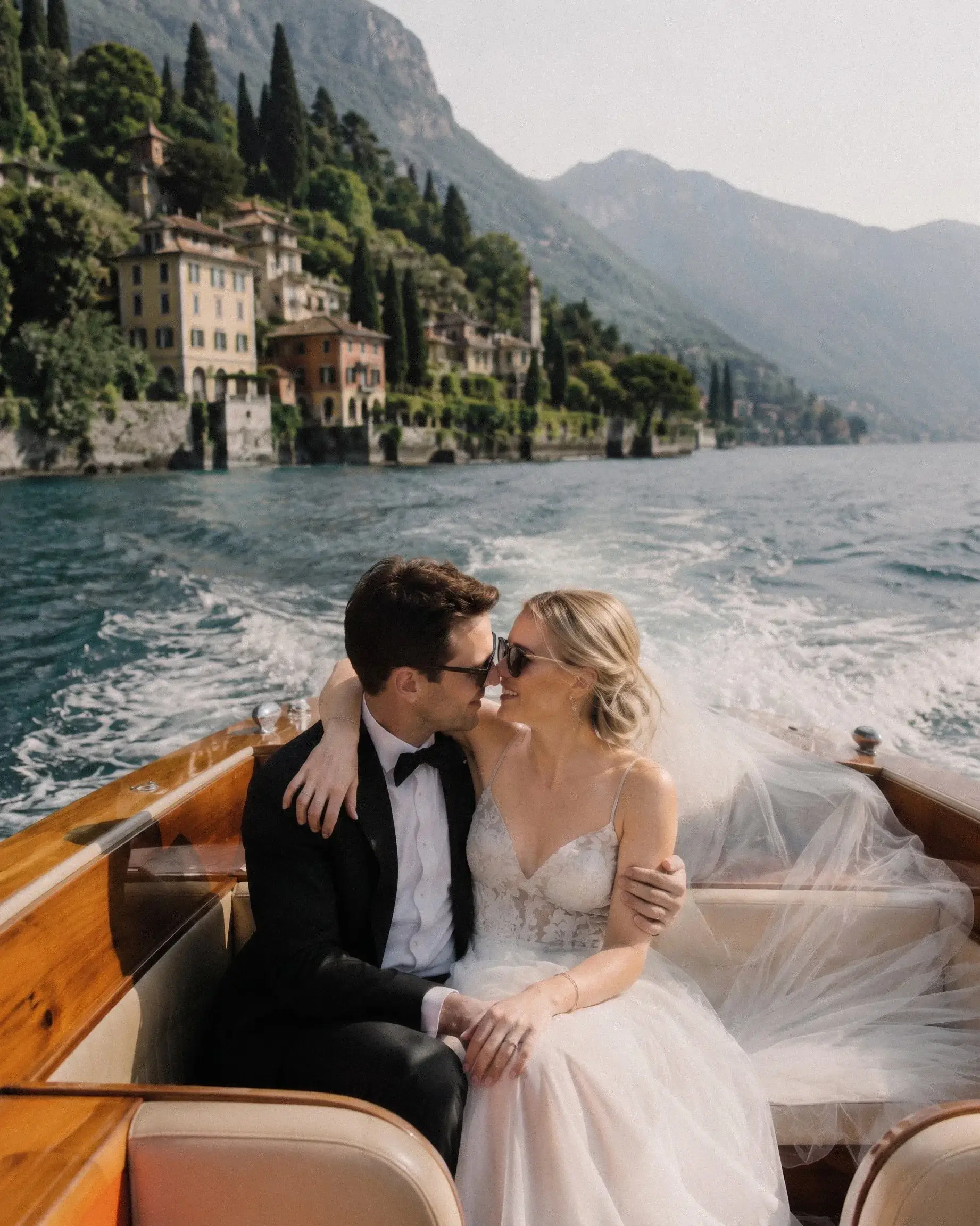 Anteprima di una guida WeddingStudio in inglese.