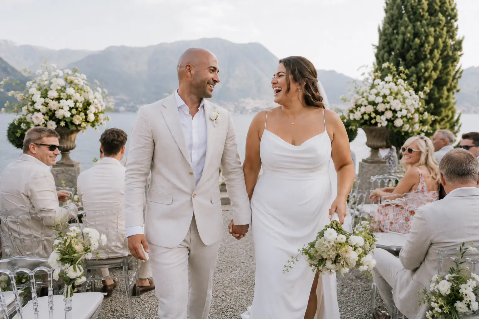 Anteprima di una guida WeddingStudio in inglese.