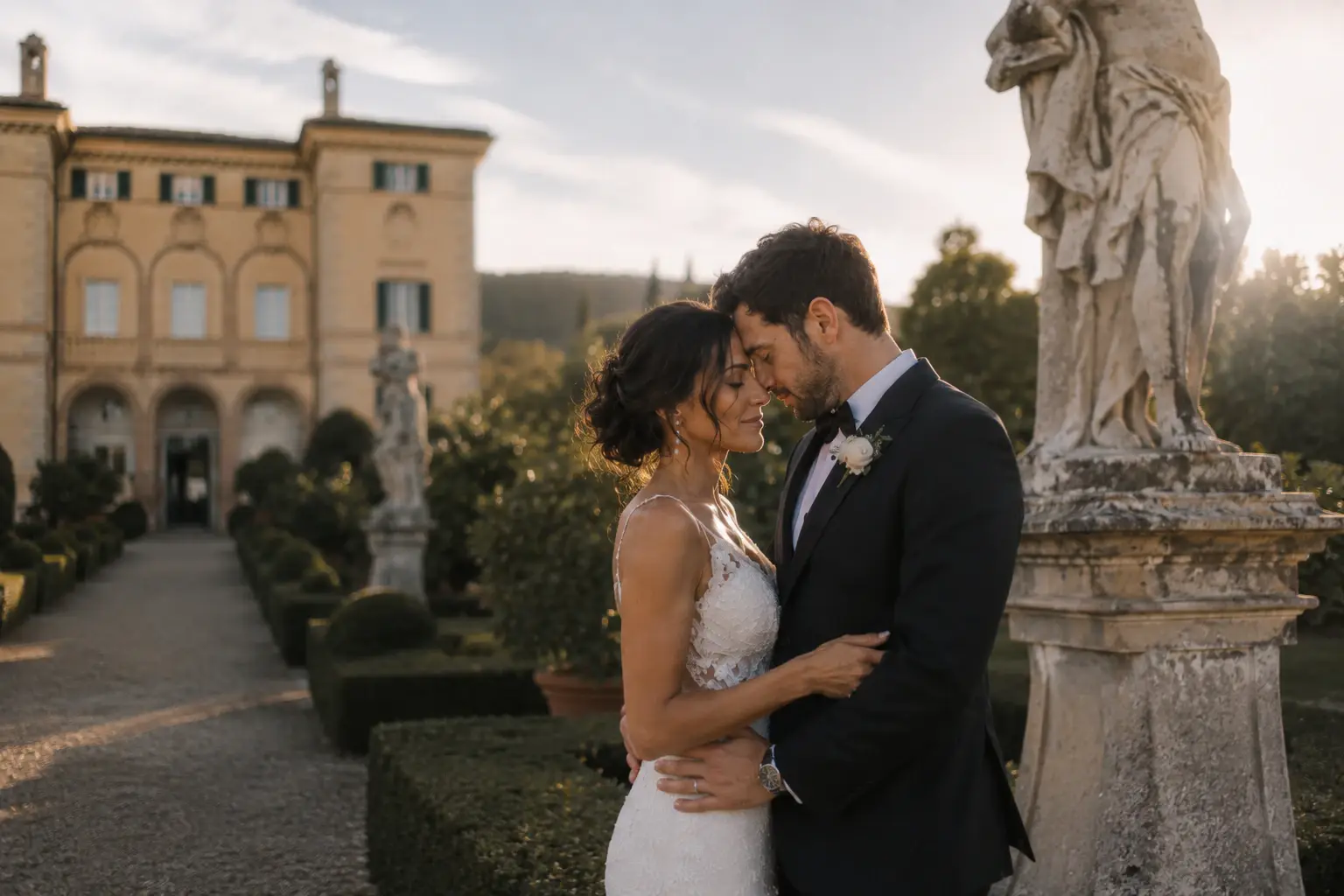 Anteprima di una guida WeddingStudio in inglese.
